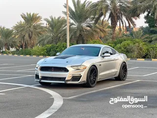  2 Ford Mustang Body Kit Gt.