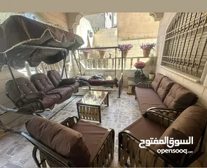  11 اطقم مودرن للحدائق حديد و راتان ومراجيح ثلاثية و عش البلبل وطاولات سفرة من الحديد الصلب