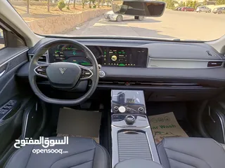  18 نيتا يو برو 2022 مع فتحه بانوراما بحاله الوكاله