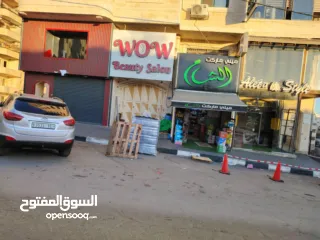  3 محل تجاري للتأجير