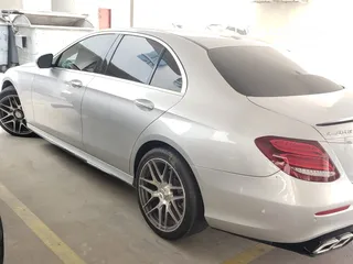  8 Mercedes E300