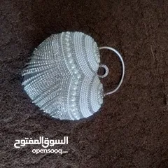  2 شنطه عروس فضيه مستعملة