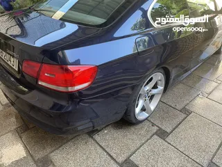  2 BMW 325 Coupe 2007