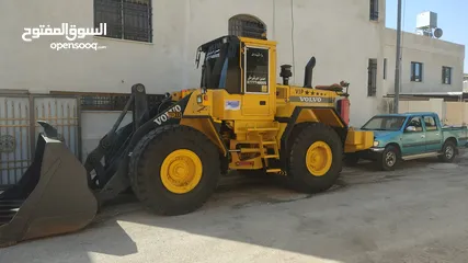  4 جرافه VOLVO 120C