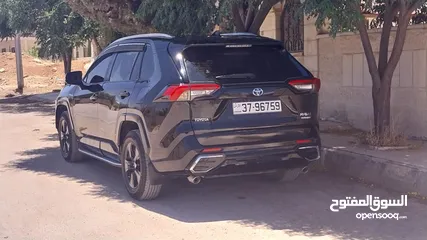  18 تويوتا راف فور 2021 فحص واحد جيد وارد شركه  لون اسود ملوكي بسعر مغري وحرق وقابل للبدل