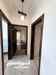  10 جبل عمان و محيط فندق ( الردز كارتن ) شقة فخمة للبيع 220 متر