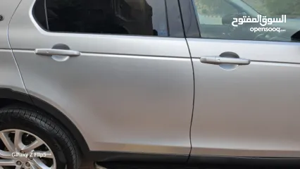  21 لاندروفر دسكفري مميز