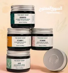 6 عناية بالبشرة سيروم واقي شمس مرطبات زيوت عناية بالشعر