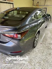  6 للبيع فقط لكزس es350 2020