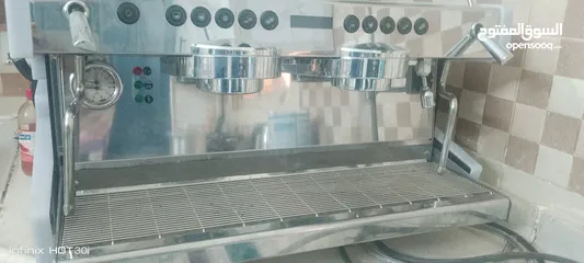  2 مكينة لتصنيع القهوه  مكينه لتقطيع الخضروات
