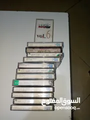  5 اشرطة كاسيت نسخ اصليه اجنبي وعربي وفرق عالميه أكثر من 1000 شريط اي 3 اشرطه بدينارين