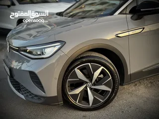  10 فولكسفاجن ID.4 CROZE PRO 2022 بحالة الزيرو جمرك اليووووم اعلى صنف للبيع وبسعر مغررررييي