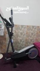  3 جهاز كروس لم يستخدم بالاضافه الى دامبلز  عدد2