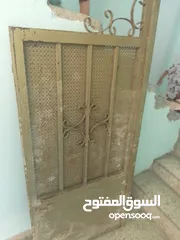  1 باب خارجي حديد للبيع بحاله ممتازه