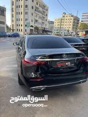  4 Mercedes-Benz E300 de