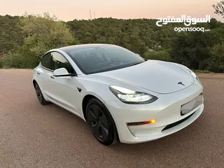  3 Tesla Model 3 standard Plus 2023