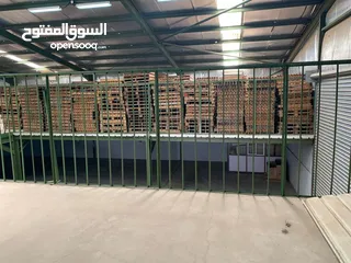  5 مستودع مع هنغر وسدة