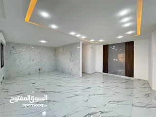  14 شقة مميزة باطلالة دائمة مساحة 165م بتشطيبات مميزة باجمل مناطق صويلح قرب الجبيهة