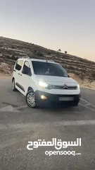  1 ستروين بيرلنجو 2022 للبيع