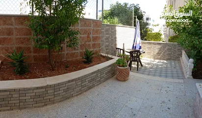  4 شقة ارضية تشطيب ديلوكس مع حديقة مسورة و مدخل مستقل - ام الشرايط