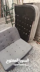  2 طقم صوفايات شغال الماكينات فيه