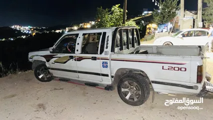 5 مستبيشي 1998 L200 لون ابيض للبيع اقساط دفعه 1000بحاجت ترخيص منتهي 6اشهر للستفسار