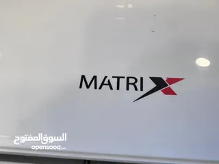  3 مكيف قطعتين نوع ماتركس واحد طن غاز محبوس مستعمل نظيف بحال الوكالة