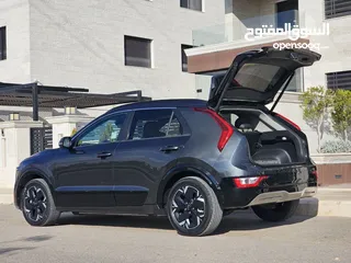  8 كيا نيرو 2023 كهرباء ممشى قليل فحص اوتوسكور +B حرة جديد احدث شكل  KIA NIRO 2023 Electric