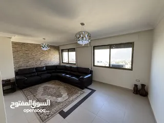  22 شقة مميزة طابق ثالث مع روف 3 غرف نوم 3 حمامات مفروشة للبيع