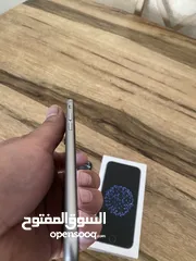  4 ايفون 6 وايفون 6s للبيع السعر 30 لكل جهاز