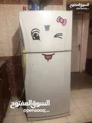  2 ثلاجه شارب ما شاء الله عليها
