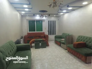  2 للبيع لقطه غرفت نوم وطقم كنب  مع ملحقات اقرأ الوصف