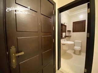  5 شقة غير مفروشة للإيجار 190م2 ( Property ID : 37114 )