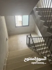  3 شقة عظم مقطعة للبيع