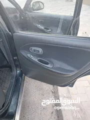  3 هيونداي افانتي 95 قير اتوماتيك بحاله جيده للبيع