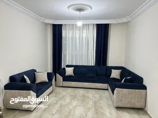  2 طقم كورنر مستعمل اشي بسيط بحالة الوكالة للبيع