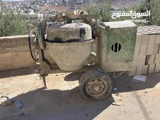  1 خلاطه كهربا 50 kg