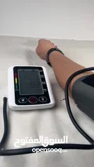  8 جهاز قياس ضغط الدم الناطق بالعربي