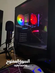  4 GAMING COMPUTER FOR SALE (full set up) with monitor and mic