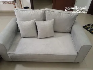  8 اثاث جديد لم يستخدم بداعي السفر