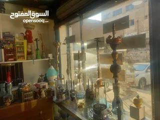  2 محل لوازم ارجيل وتدخين على خط سرفيس العبداللات كامل مع ديكور وكاميرات مراقبه واجار مقبول جدا