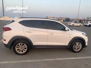  2 Hyundai tucson 2016