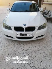  7 BMW 328i 2011 للبيع