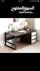  3 مكتب فاخر بتصميم عصري أنيق هيكل معدني أسود قوي يمنح المكتب ثبات وأناقة   3 أدراج عملية واسعة