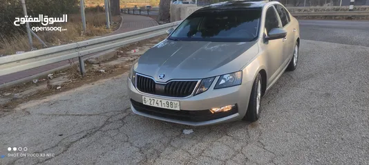  17 سكودا اوكتافيا بنوراما بحالة الشركة  اتومتيك ماتور (1400بنزين )2018