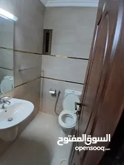  6 شقة للايجار في دير غبار