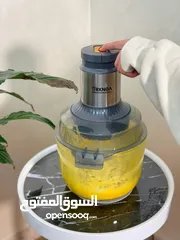  6 عجانه  braknda الالمانيه تتسع ل3.5كيلو طحين قدرة عالية تصل إلى 8800 واط . - سعة 7 لترا بايركس للعجن