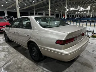  5 Toyota Camry custom paper