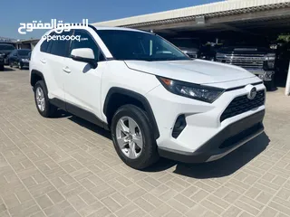  2 TOYOTA RAV4 XLE 2021 V4