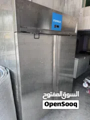 1 فريزر صيني شبه جديد 1400 لتر